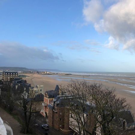 Face à la mer Trouville-sur-Mer Eksteriør bilde